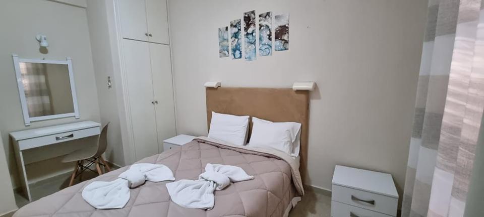 Ionian Mare Aparthotel Agios Ioannis Peristerion Exterior photo