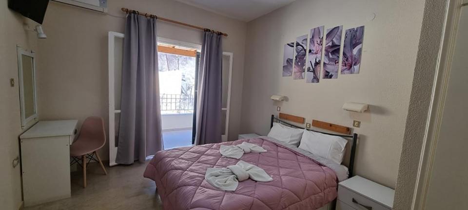Ionian Mare Aparthotel Agios Ioannis Peristerion Exterior photo