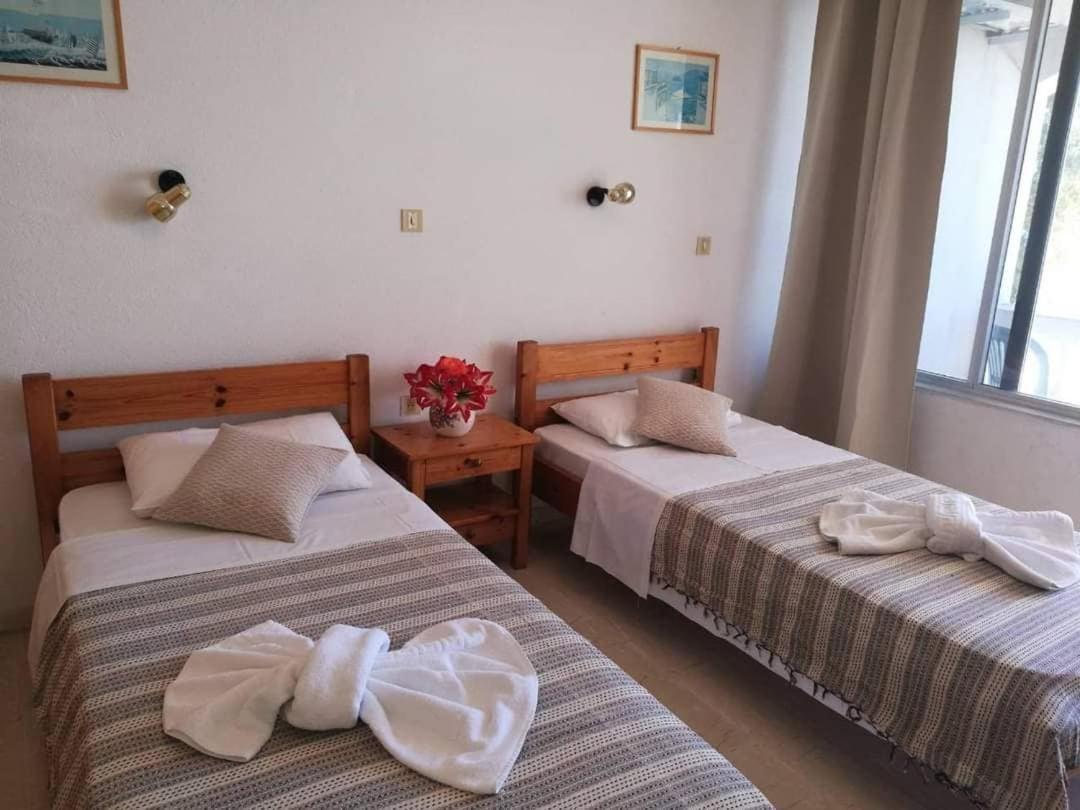 Ionian Mare Aparthotel Agios Ioannis Peristerion Exterior photo